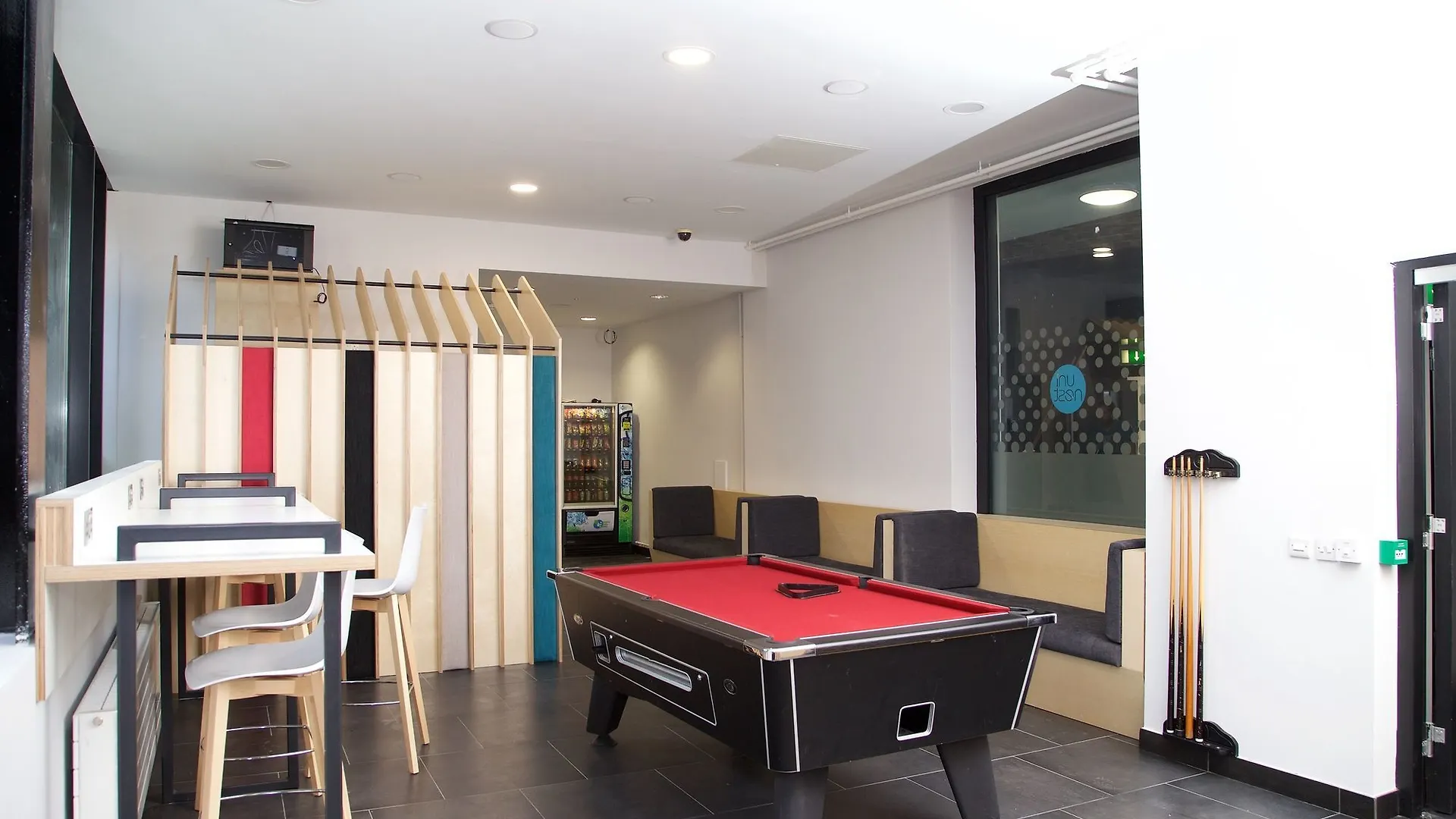 Yugo Explore - Broadstone Hall Dublin Apartment